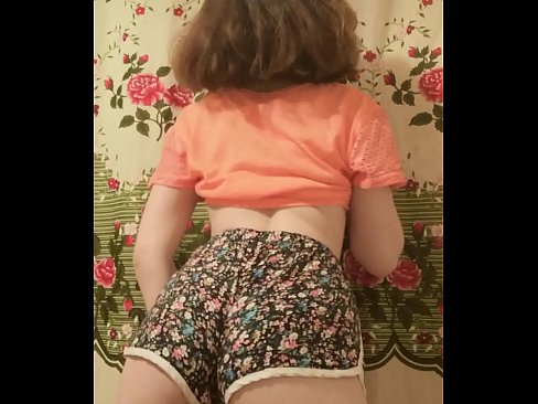 ❤️ Leanabh òg sexy a ’toirt dheth na shorts aice air a’ chamara ❌ Porno fb aig gd.xxxner.ru ❌️